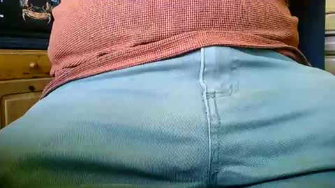 mikeybed online show from April 21, 2026, 11:49 am