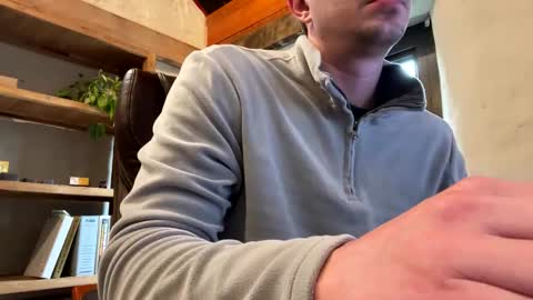 mikeydubs10 online show from April 29, 2026, 1:37 pm