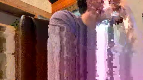 mikeydubs10 online show from May 6, 2026, 1:27 pm