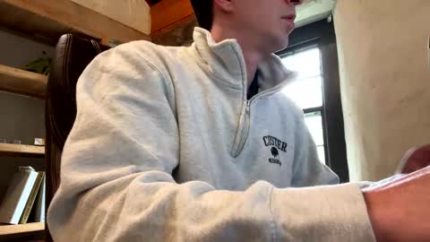 mikeydubs10 online show from May 8, 2026, 1:49 pm