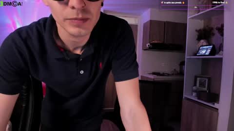 VIOLETAMIKE online show from April 3, 2026, 10:24 am