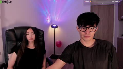 VIOLETAMIKE online show from April 5, 2026, 4:04 pm