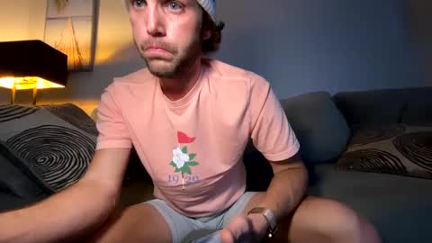 mikeywhite123 online show from March 6, 2025, 4:52 am