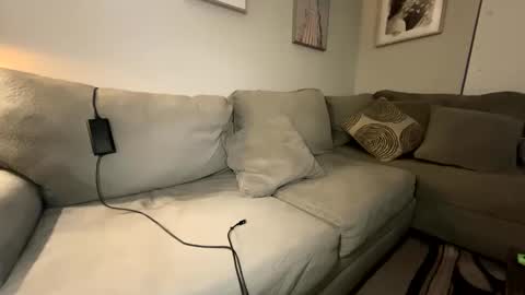 mikeywhite123 online show from October 31, 2025, 11:11 am