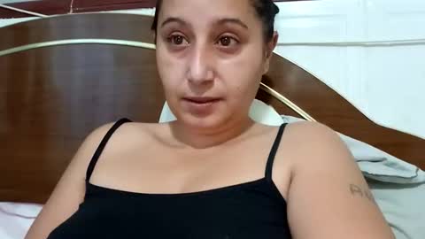 mikhalanita online show from November 28, 2025, 10:18 am