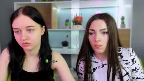 Snapshot of miki_ti chatting on February 25, 2026, 6:12 am miki_ti online show from February 25, 2026, 6:12 am