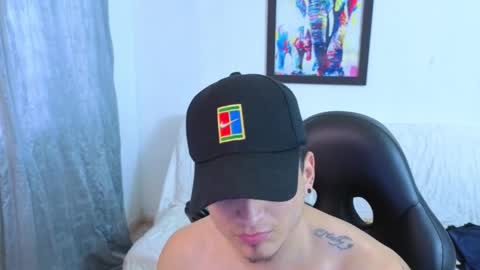 MIKKE online show from December 1, 2025, 7:30 pm