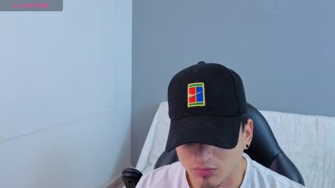 MIKKE online show from February 1, 2026, 2:26 pm