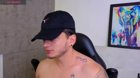 Snapshot of mikke_love chatting on May 26, 2026, 1:29 pm MIKKE online show from May 26, 2026, 1:29 pm