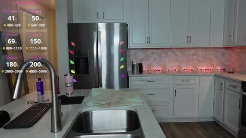 Mikaylah online show from December 29, 2024, 3:11 am