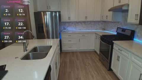 Mikaylah online show from January 14, 2025, 2:08 am