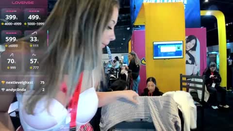 Mikaylah online show from October 17, 2025, 10:01 pm