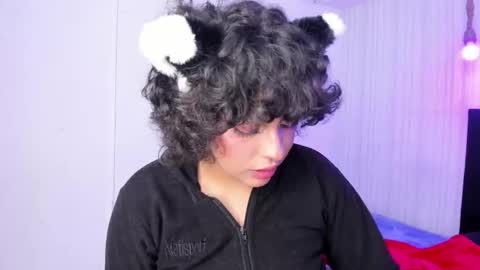   miku katsuragi  online show from December 23, 2025, 2:31 am