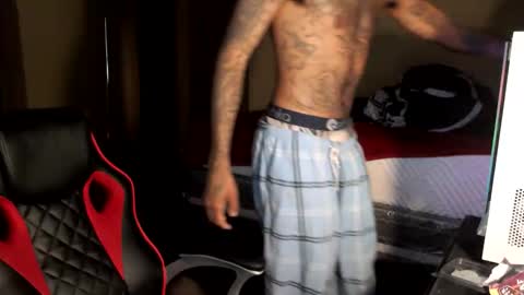 mikuladamaury online show from April 6, 2026, 12:30 am