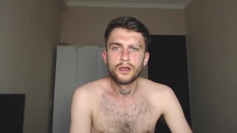 Snapshot of mikw63 chatting on June 18, 2026, 3:16 pm Sin online show from June 18, 2026, 3:16 pm
