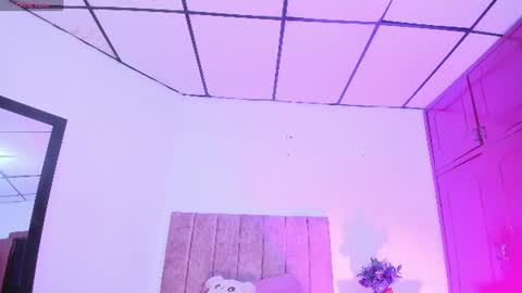 Snapshot of mila_1wood chatting on July 29, 2026, 10:24 am mila_1wood online show from July 29, 2026, 10:24 am