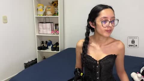 Snapshot of mila_2315 chatting on April 25, 2026, 11:35 pm Mila and albert online show from April 25, 2026, 11:35 pm