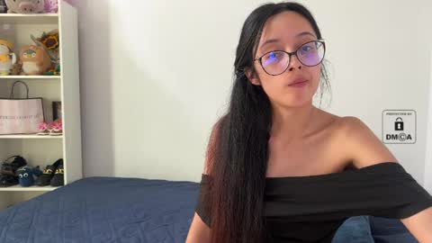Snapshot of mila_2315 chatting on May 14, 2026, 8:04 pm Mila and albert online show from May 14, 2026, 8:04 pm