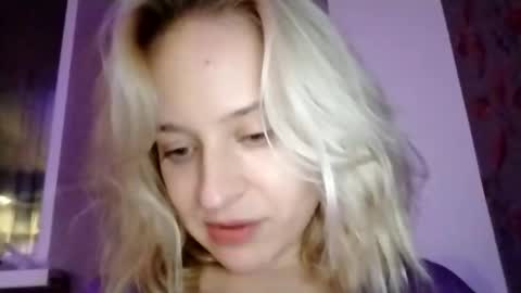 Mila 420 online show from November 27, 2025, 8:55 pm