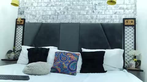 mila_adamss online show from March 12, 2025, 10:48 am