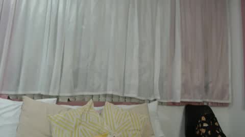 mila_adamss online show from January 16, 2026, 10:41 am