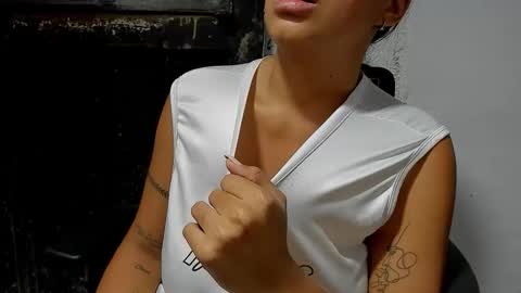 mila  online show from February 7, 2026, 4:27 am