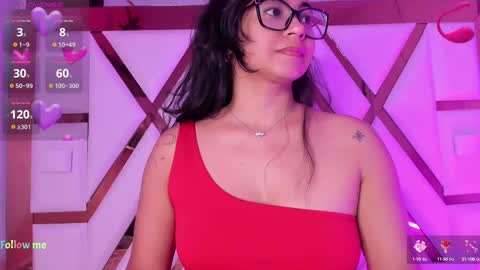 Camila online show from October 7, 2025, 7:00 pm