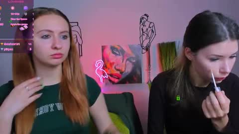 mila_glow online show from September 25, 2025, 7:39 pm