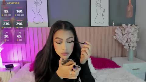 mila_hank online show from February 17, 2026, 12:12 pm