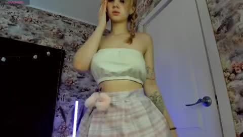 mila_kinor online show from March 3, 2025, 5:53 am