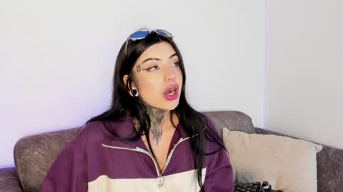     online show from January 10, 2025, 3:29 am