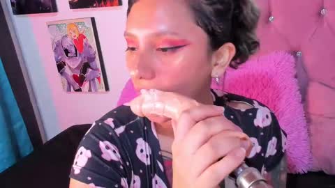 MILA  online show from October 3, 2025, 4:53 am