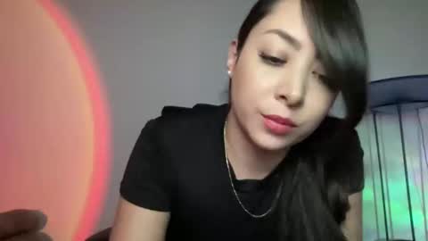 Snapshot of mila_paramo chatting on December 28, 2024, 1:08 am Camila online show from December 28, 2024, 1:08 am