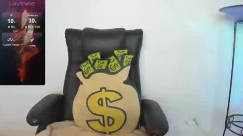 Snapshot of mila_paramo chatting on March 12, 2026, 1:23 am Camila online show from March 12, 2026, 1:23 am