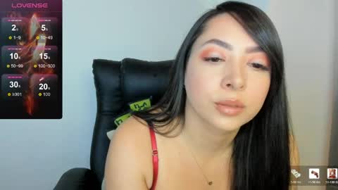 Snapshot of mila_paramo chatting on March 31, 2026, 6:41 pm Camila online show from March 31, 2026, 6:41 pm