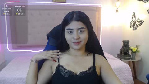 mila_quin online show from April 19, 2026, 12:59 pm