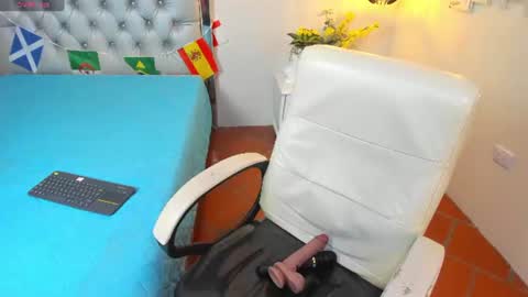 Snapshot of mila_quin chatting on July 3, 2026, 7:09 pm mila_quin online show from July 3, 2026, 7:09 pm