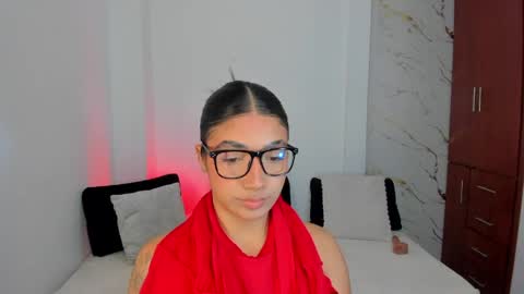 Snapshot of mila_rose1 chatting on May 19, 2026, 12:38 am martina online show from May 19, 2026, 12:38 am