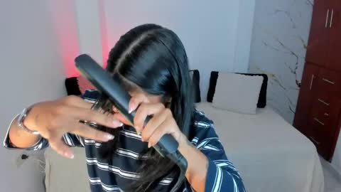 Snapshot of mila_rose1 chatting on June 5, 2026, 3:57 am martina online show from June 5, 2026, 3:57 am