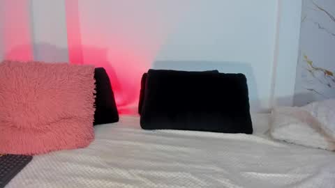 Snapshot of mila_rose1 chatting on June 5, 2026, 6:52 am martina online show from June 5, 2026, 6:52 am