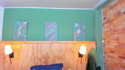 Mila and samy online show from April 5, 2026, 11:40 am