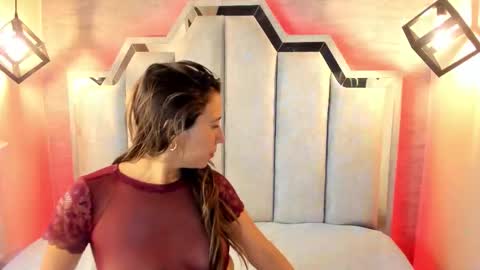 S O F I A  online show from December 2, 2025, 12:54 pm