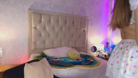  MILA    online show from April 20, 2026, 3:53 am