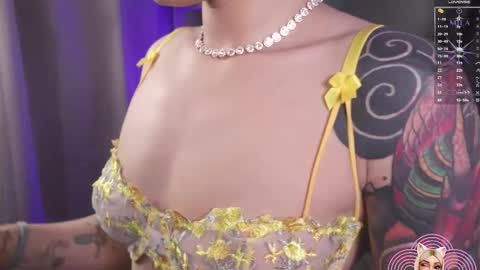 M I L A  online show from November 5, 2025, 11:54 am