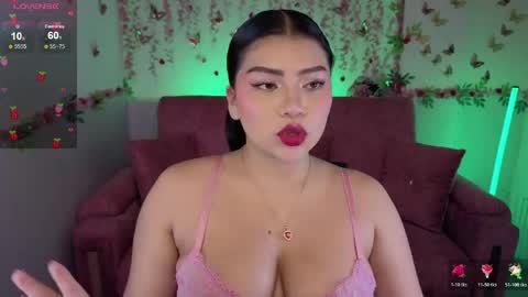 Snapshot of mila_sweet_v chatting on May 2, 2026, 9:36 am Mila online show from May 2, 2026, 9:36 am