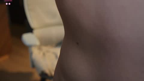 milablum online show from February 8, 2025, 7:04 am