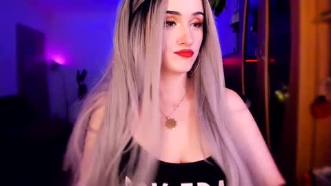 MiladyJolie online show from January 17, 2025, 4:49 am