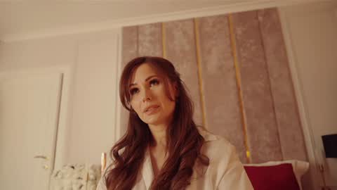        online show from March 14, 2026, 1:05 pm