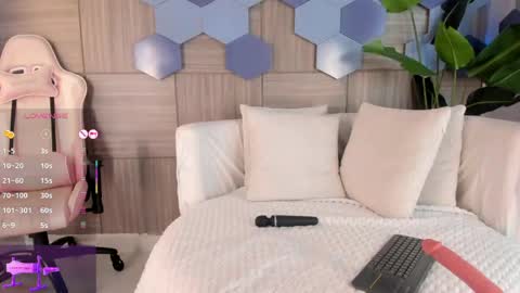 Snapshot of milagrace1 chatting on May 2, 2026, 11:37 am online show from May 2, 2026, 11:37 am