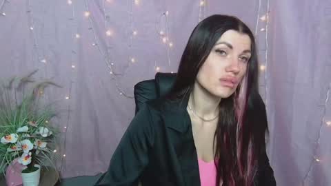 Milaloona online show from April 22, 2026, 6:16 am